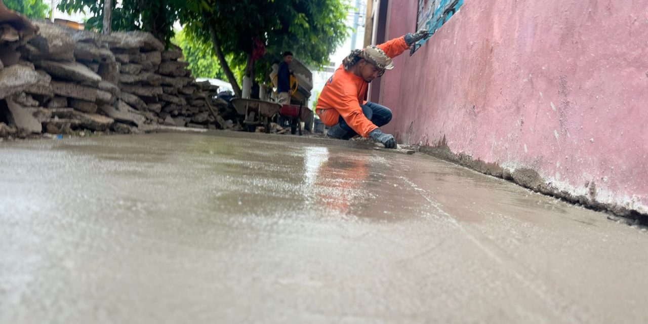 Proyecto de reconstrucción de aceras se extiende en todo Santa Tecla