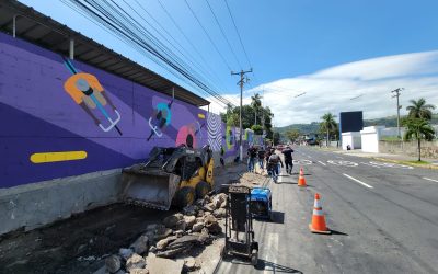 Inicia ampliación de acera en la 7a avenida Norte
